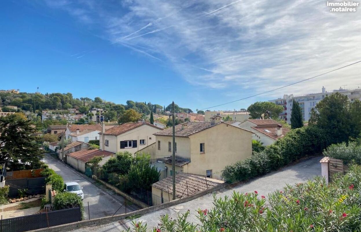 maison 6 pièces 160 m2 à vendre à Cagnes-sur-Mer (06800)