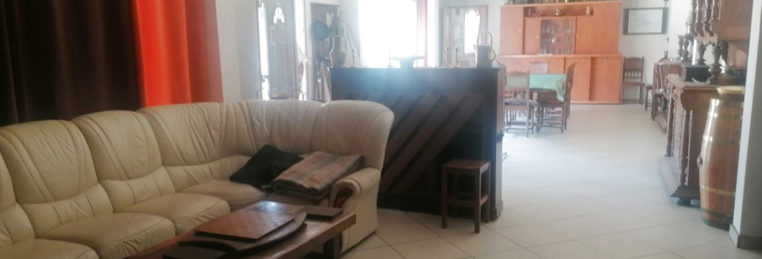 Maison 9 Pièces 236 m² à vendre à Bécourt (62240)