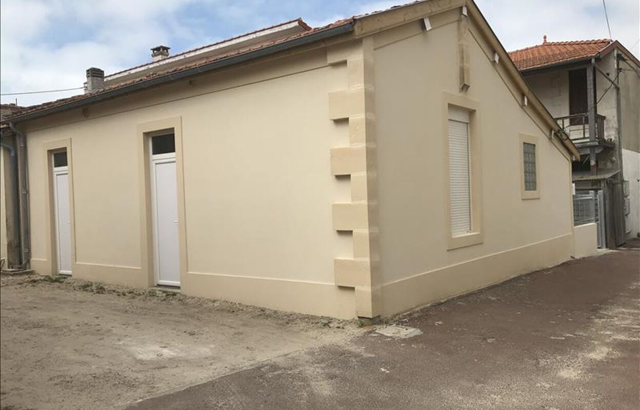 immeuble  pièces  m2 à vendre à Soulac-sur-Mer (33780)