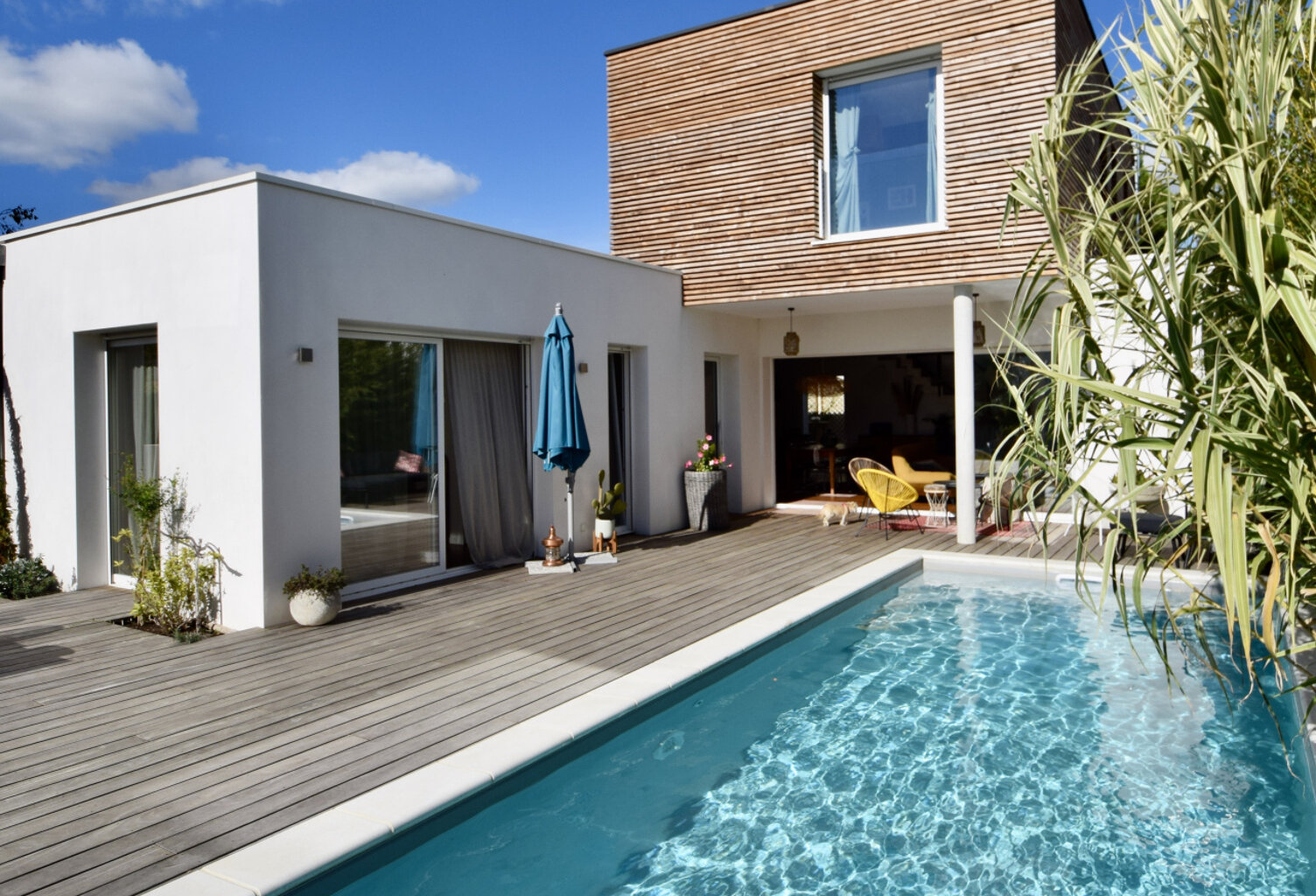 VAUX / MER SUPERBE VILLA MODERNE AVEC PISCINE A QUELQUES PAS — photo 1