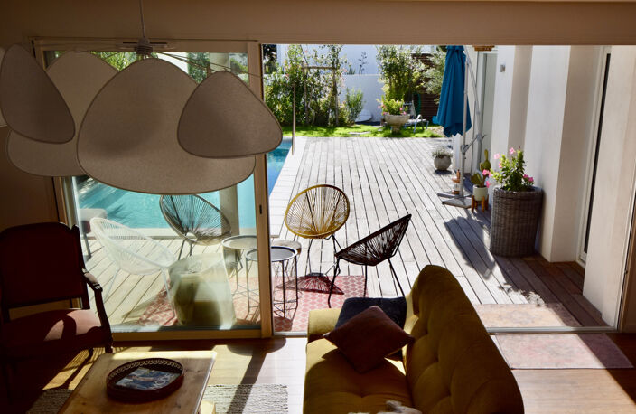 VAUX / MER SUPERBE VILLA MODERNE AVEC PISCINE A QUELQUES PAS — photo 5
