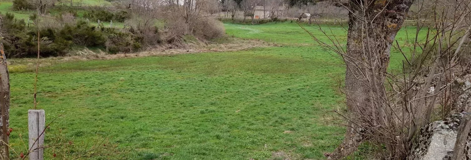 Terrain  1720 m² à vendre à Les Laubies (48700)