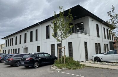 bureau  pièces 195 m2 à louer à Neuville-sur-Saône (69250)