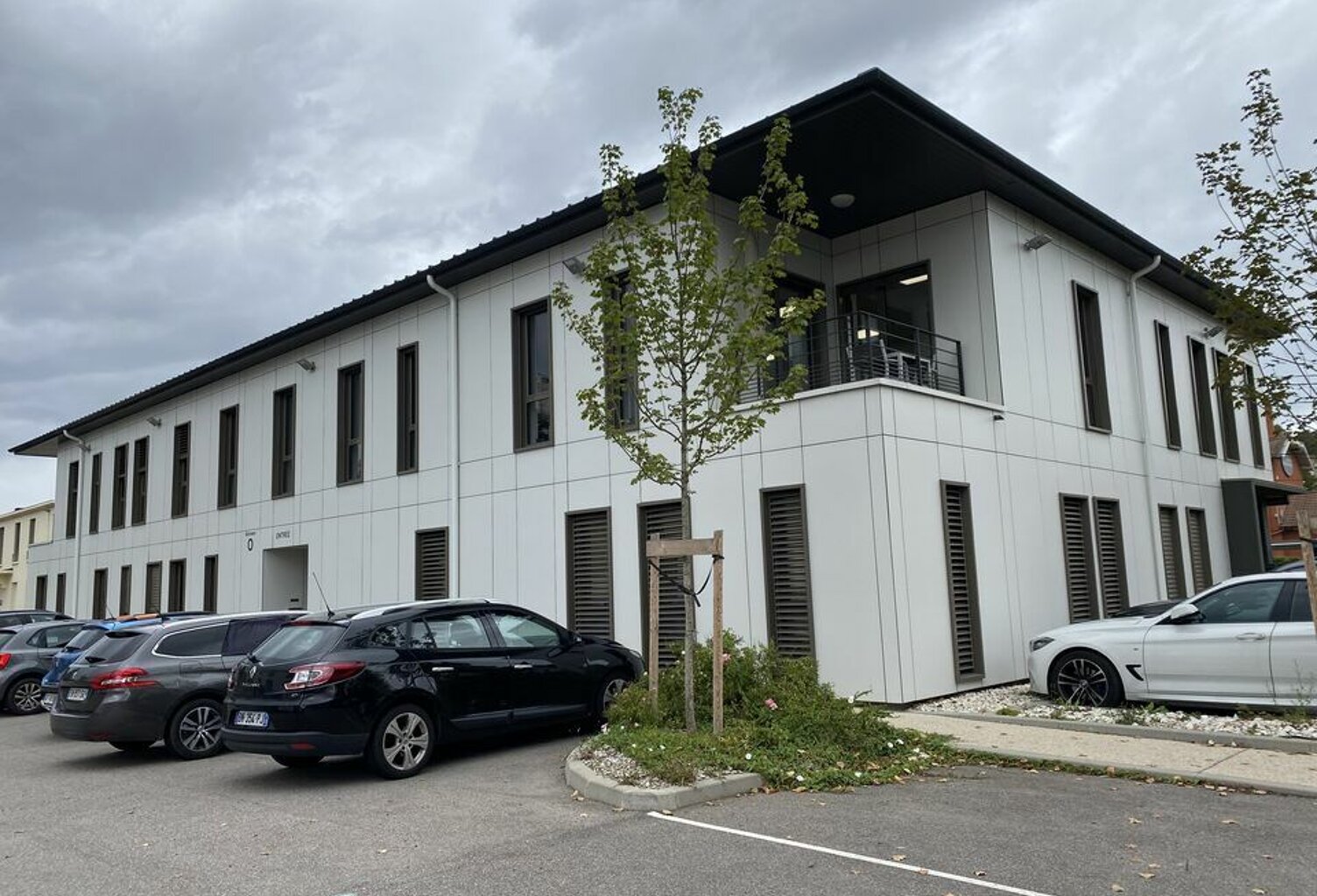 BUREAUX à LOUER — photo 1