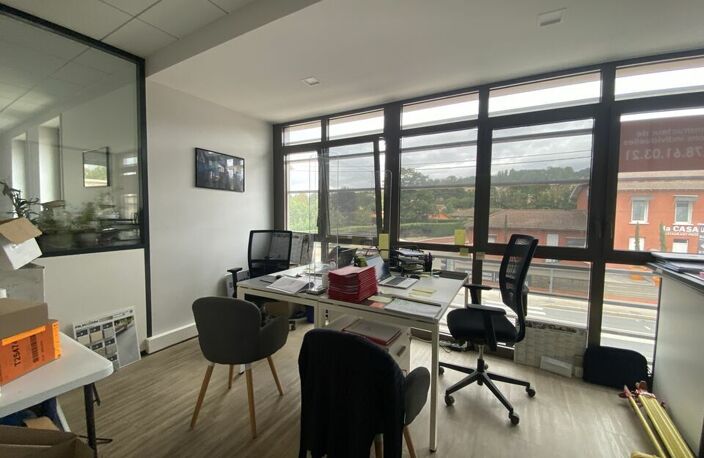 BUREAUX à LOUER — photo 3