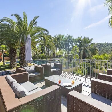 Maison 10 pièces 4176000 €