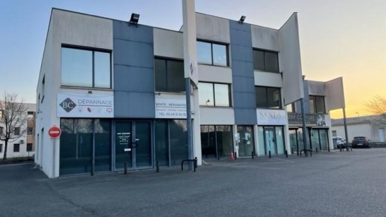 commerce  pièces 113 m2 à louer à Poitiers (86000)