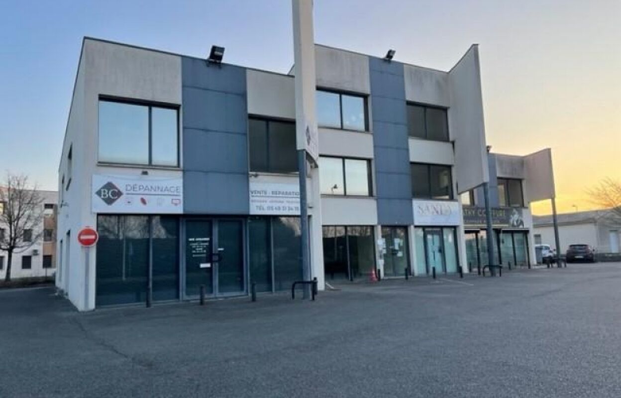 commerce  pièces 113 m2 à louer à Poitiers (86000)