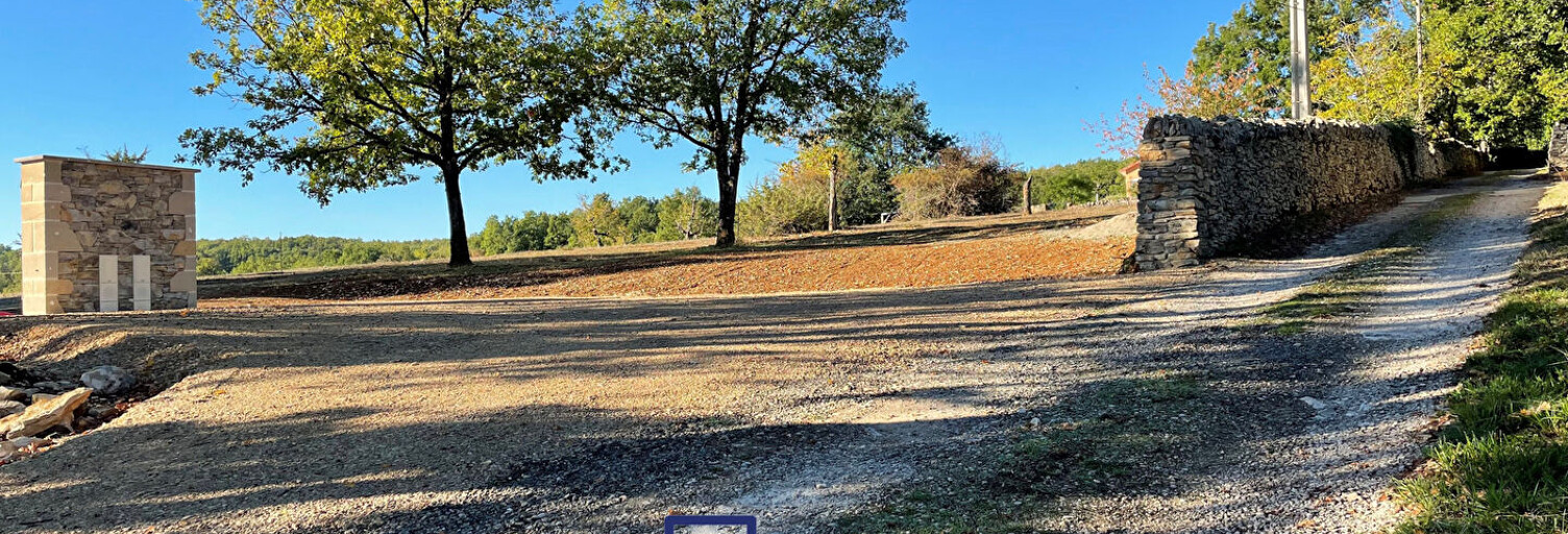 Terrain  1905 m² à vendre à Villefranche-de-Rouergue (12200)