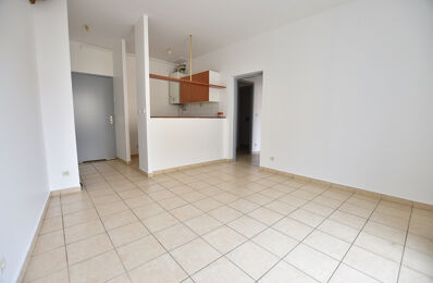 location appartement 410 € CC /mois à proximité de Polignac (43000)