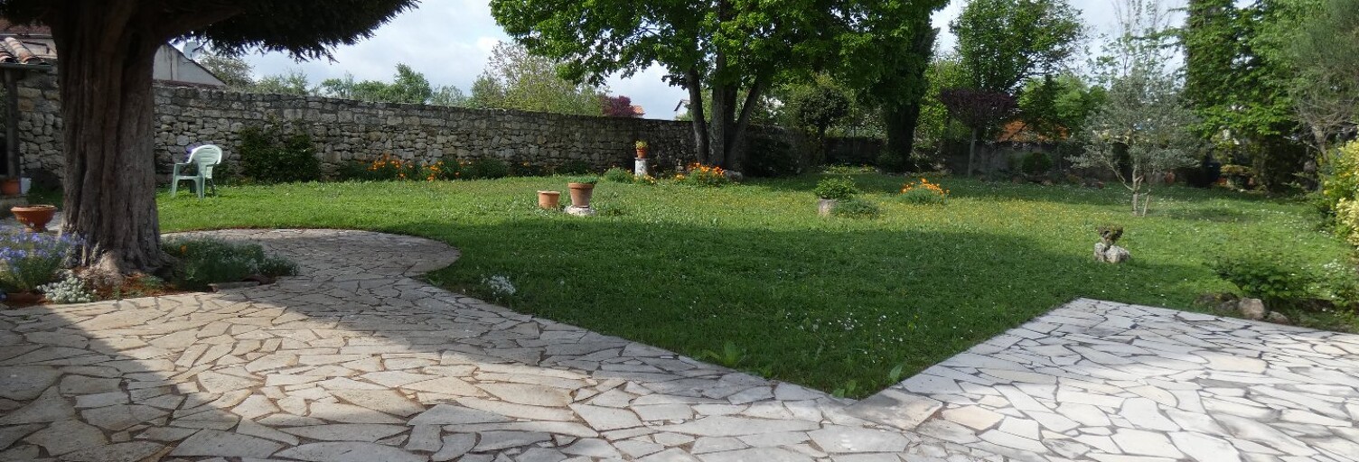 Maison 9 Pièces 223 m² à vendre à Cordes-sur-Ciel (81170)