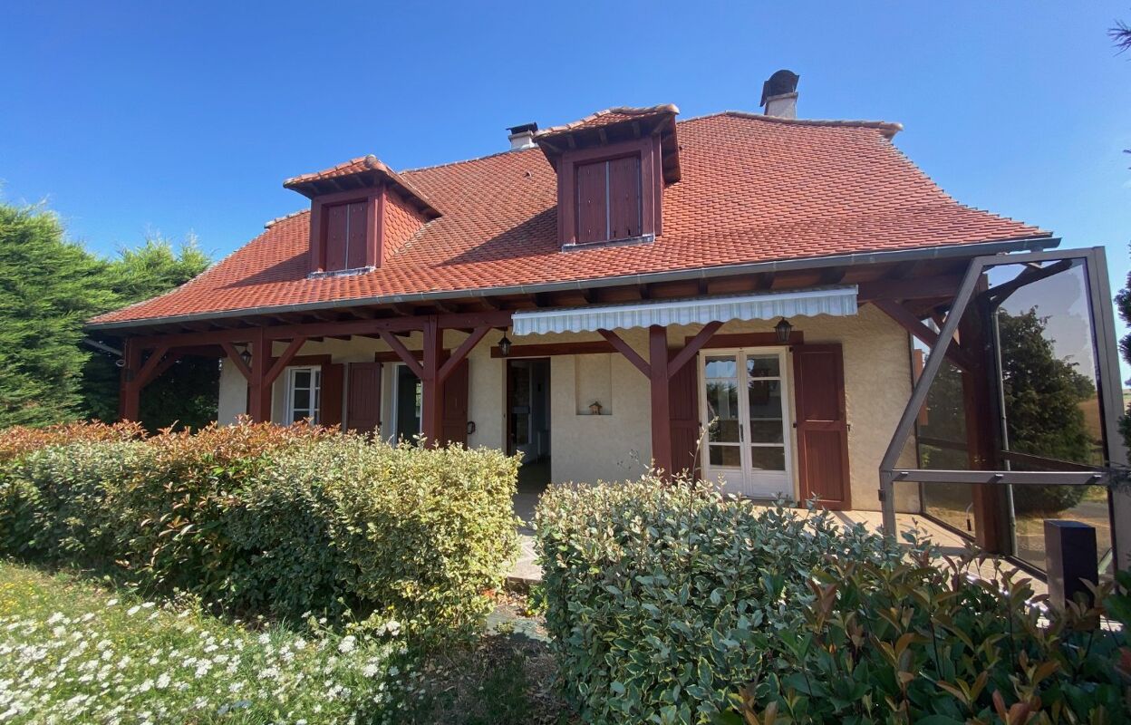 maison 6 pièces 157 m2 à vendre à Mourjou (15340)