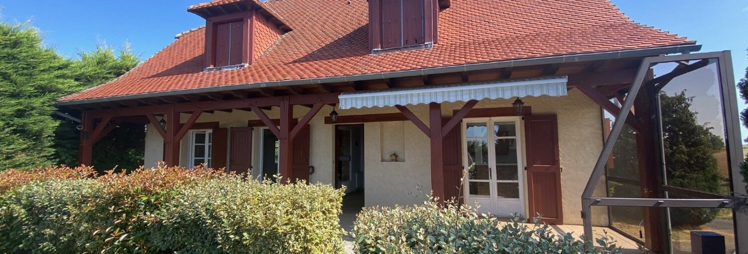 Maison 6 Pièces 157 m² à vendre à Cassaniouze (15340)