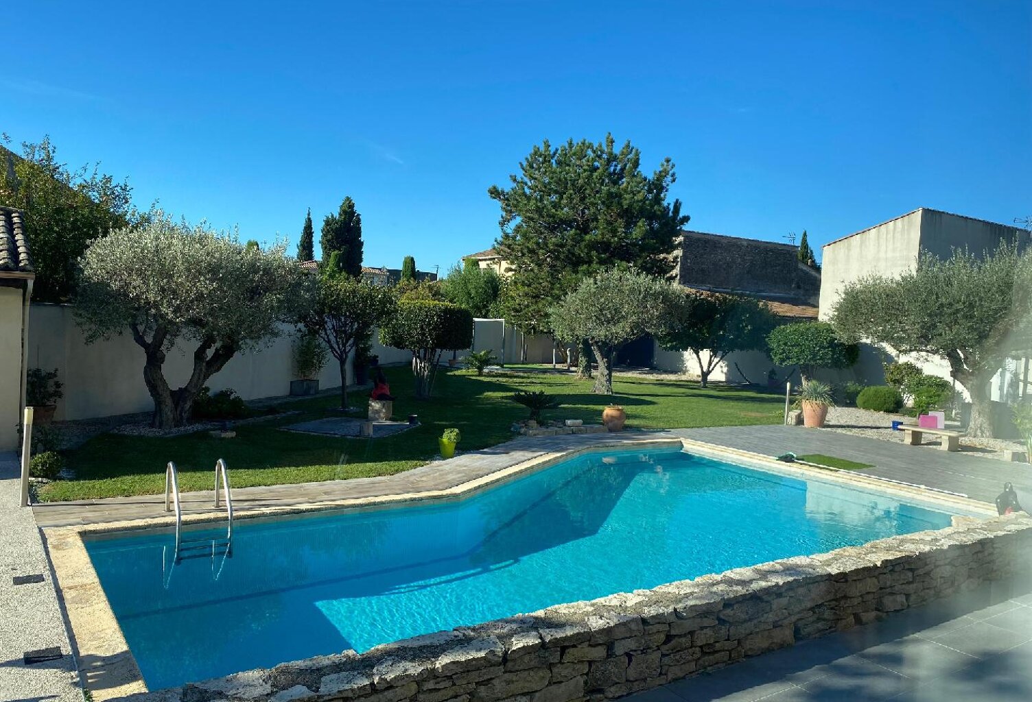 Villa — photo 1