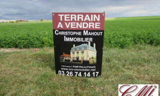 Terrain  10484 m² à vendre à Frignicourt (51300)