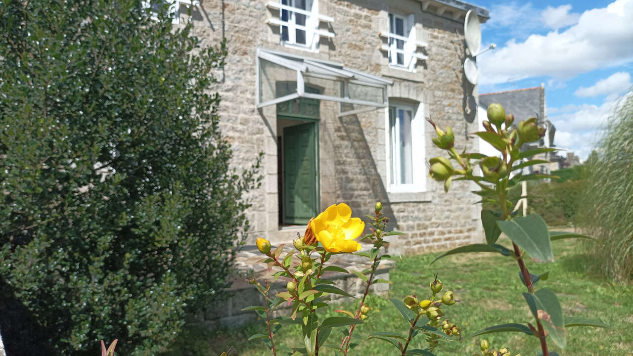 maison 6 pièces 115 m2 à vendre à Saint-Nicolas-du-Pélem (22480)