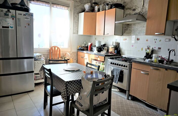 Immeuble - 115m ² — photo 3