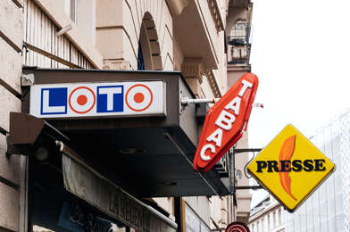 Commerce 3 pièces 216000 €