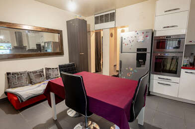 Commerce  469000 €