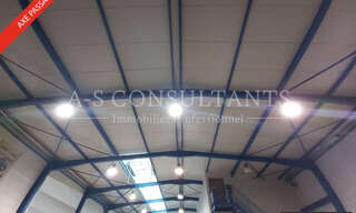 Commerce  900 m² à louer à Annonay (07100)