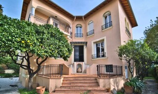 Maison 10 Pièces 259 m² à vendre à Nice (06300)
