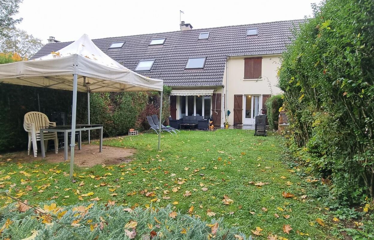 maison 4 pièces 97 m2 à vendre à Courcouronnes (91080)