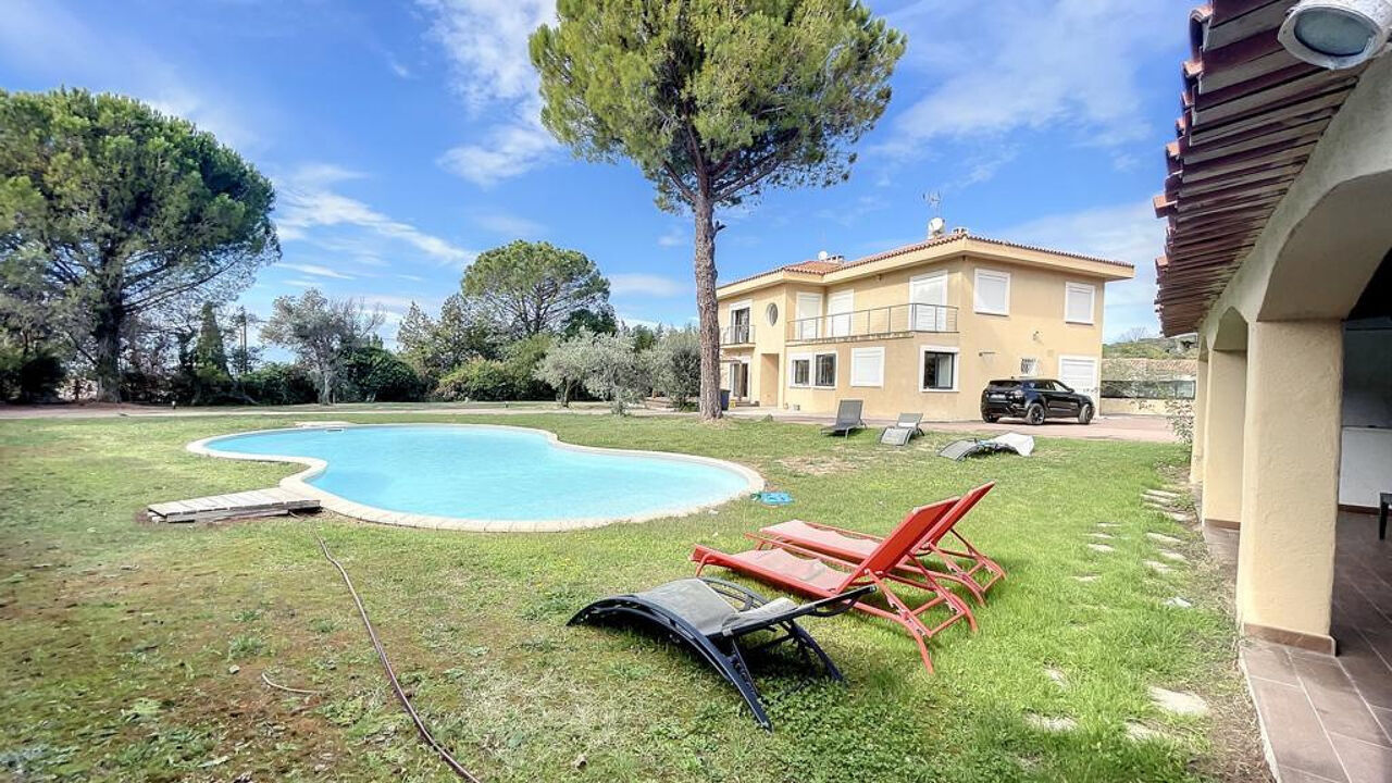 maison 10 pièces 300 m2 à vendre à Aix-en-Provence (13090)