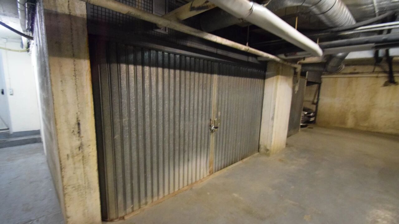 garage  pièces 13 m2 à vendre à Nice (06100)