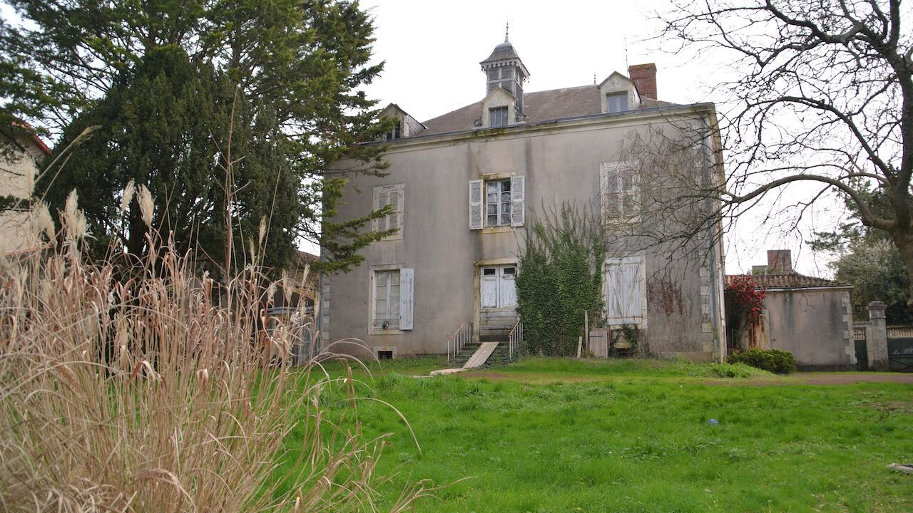 maison 6 pièces 165 m2 à vendre à Sainte-Hermine (85210)