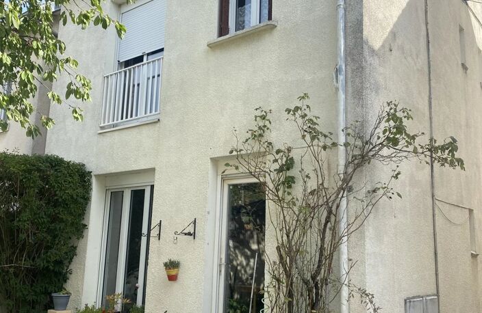 Nouveau. Maison Quartier Maladière — photo 2