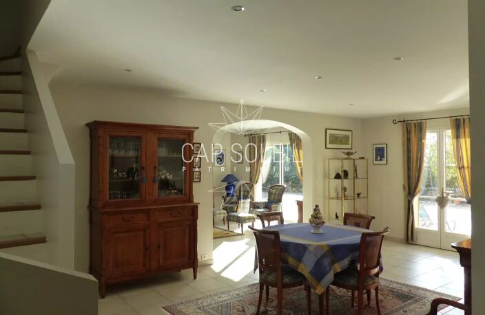BASTIDE - HAUTEUR DE CABRIERES D'AVIGNON — photo 5