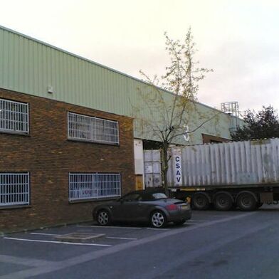 Bureau 1 pièces 7480 €