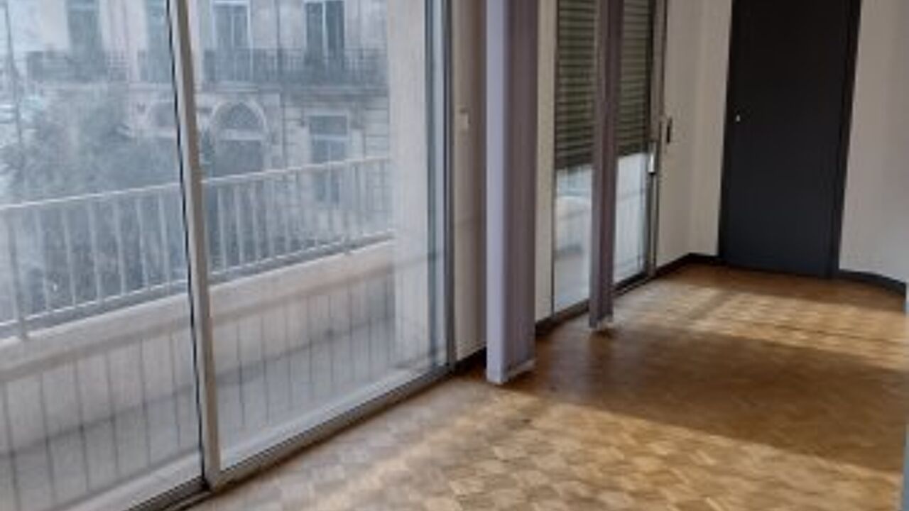 bureau  pièces 60 m2 à vendre à Perpignan (66000)