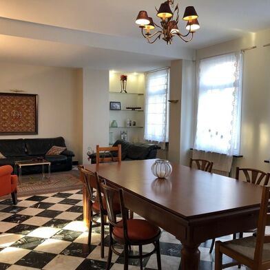 Maison 9 pièces 345000 €