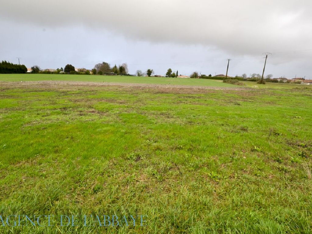 Terrain  à vendre Berneuil 17460