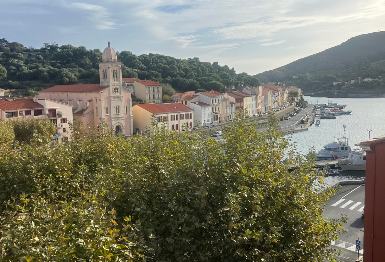 À Port-Vendres, grand appartement dernier étage à vendre — photo 1