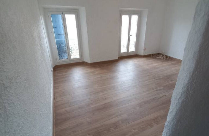 À Port-Vendres, grand appartement dernier étage à vendre — photo 4