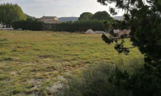 Terrain  1300 m² à vendre à Saint-Paul-Trois-Châteaux (26130)