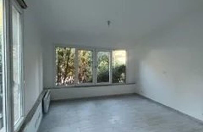 Studio lumineux, non meublé — photo 2
