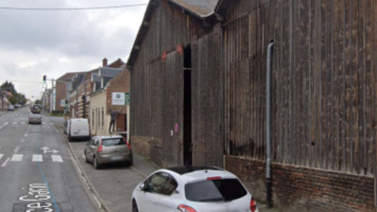 local industriel  pièces 2500 m2 à louer à Aubercourt (80110)