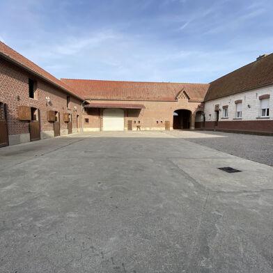 Maison 10 pièces 585000 €