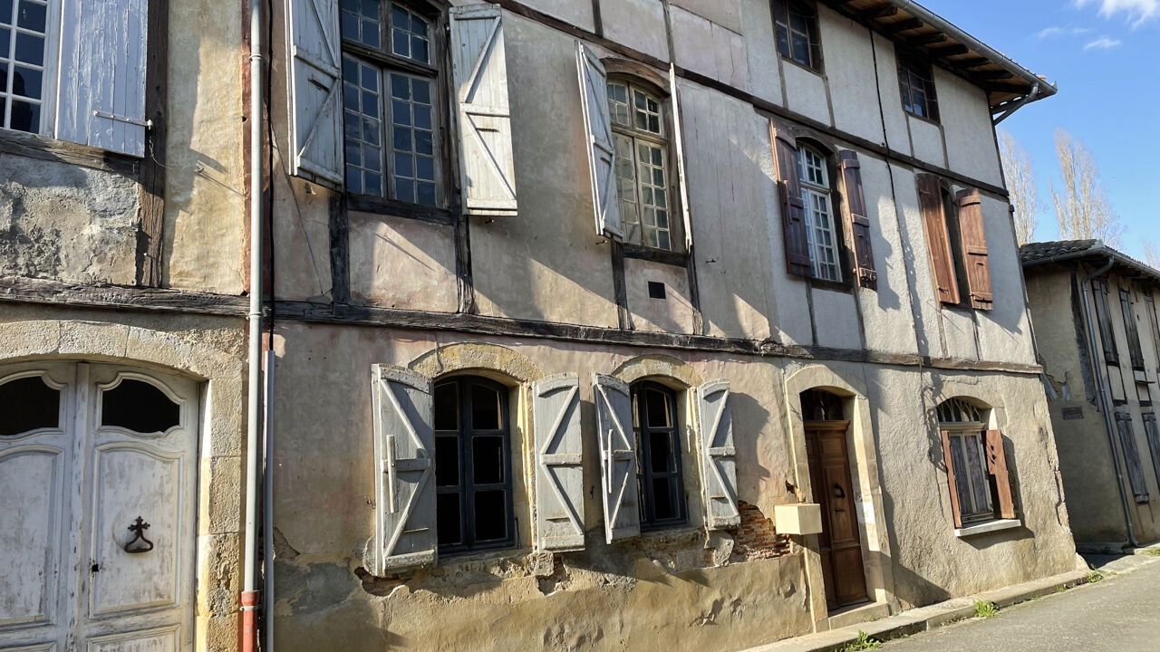 maison 10 pièces 200 m2 à vendre à Simorre (32420)