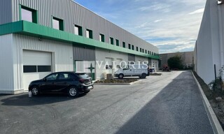 Commerce  616 m² à louer à Mions (69780)