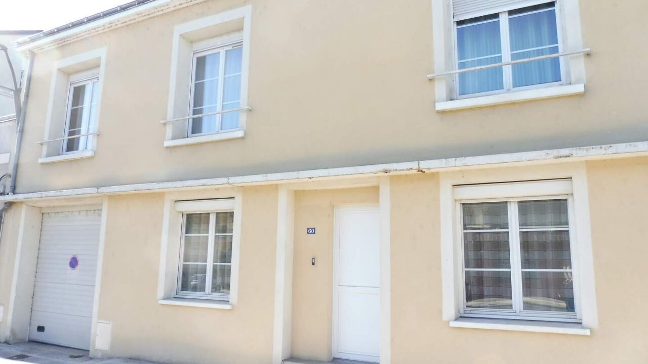 maison 5 pièces 153 m2 à vendre à Sainte-Maure-de-Touraine (37800)