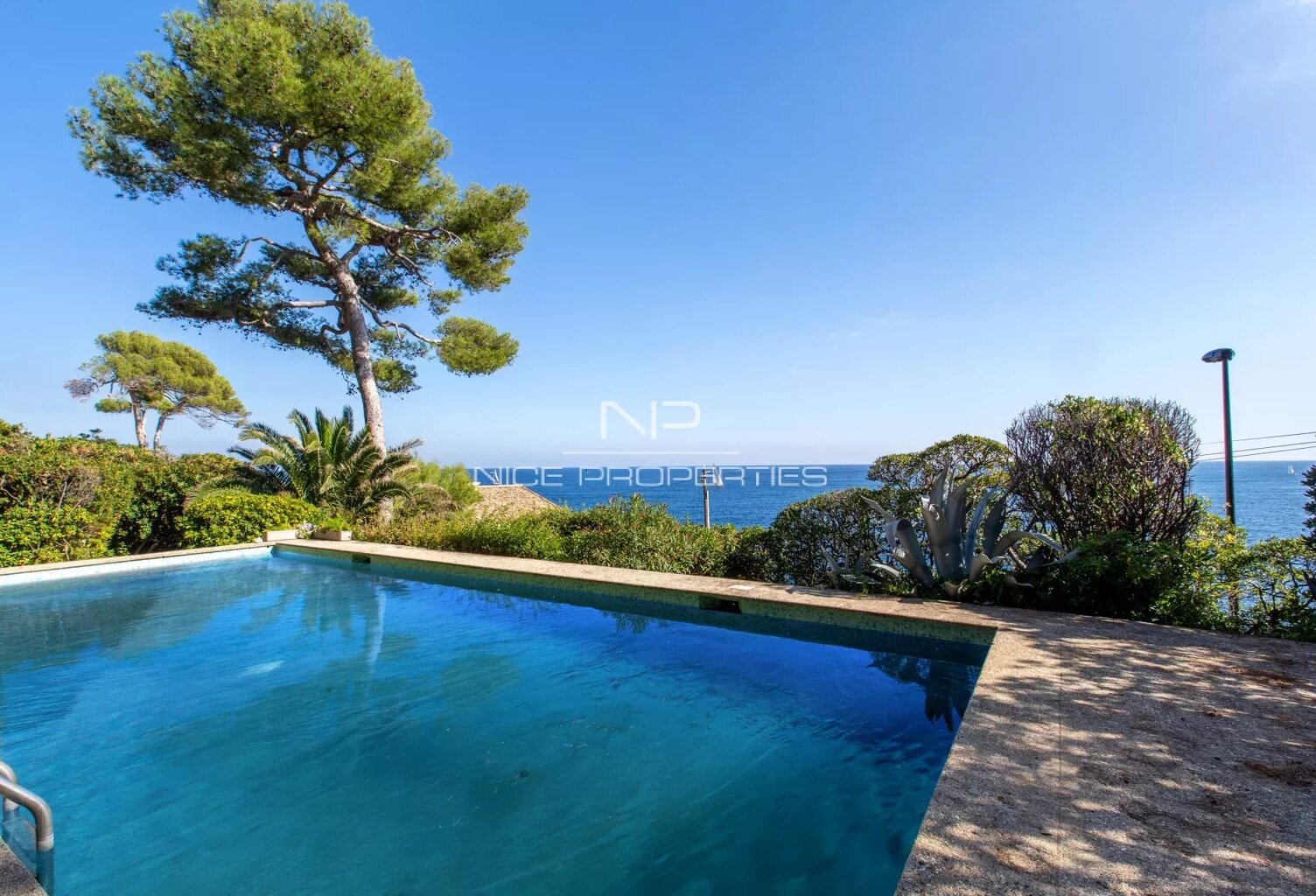 Villa à rénover avec splendide vue mer, Cap d'Antibes — photo 1