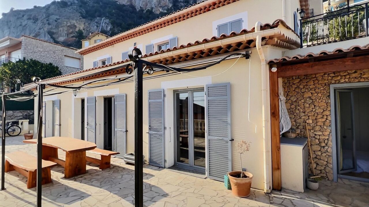 maison 4 pièces 120 m2 à vendre à Roquebrune-Cap-Martin (06190)