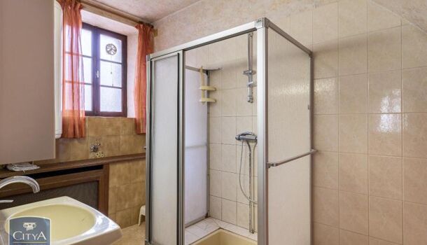 Propri&eacute;t&eacute; 7 pièces  à vendre Oiry 51530