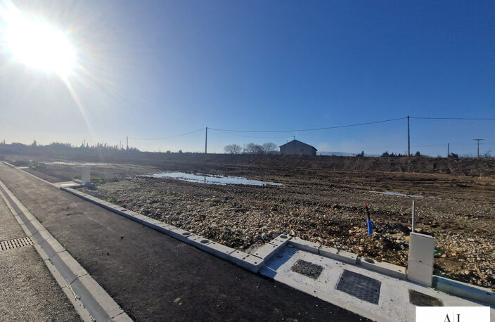 PARCELLE A BATIR DE 582 m² — photo 3
