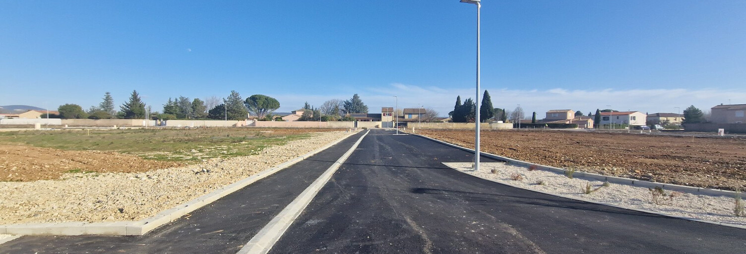 Terrain  584 m² à vendre à Pierrelatte (26700)