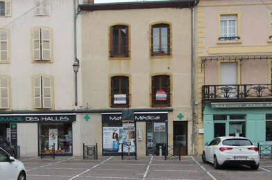 Immeuble  137000 €